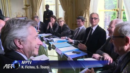 La suppression des conseils généraux en 2021 confirmée par Valls