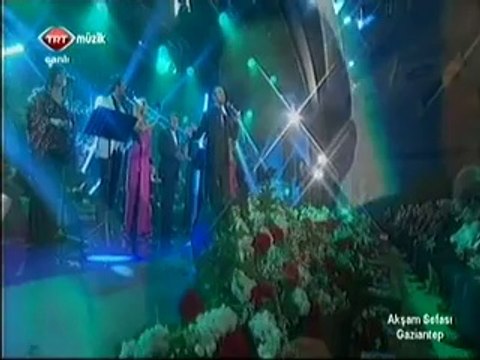 Nusret yılmaz - Güller Arasında Seni Bensiz Gören Olmuş