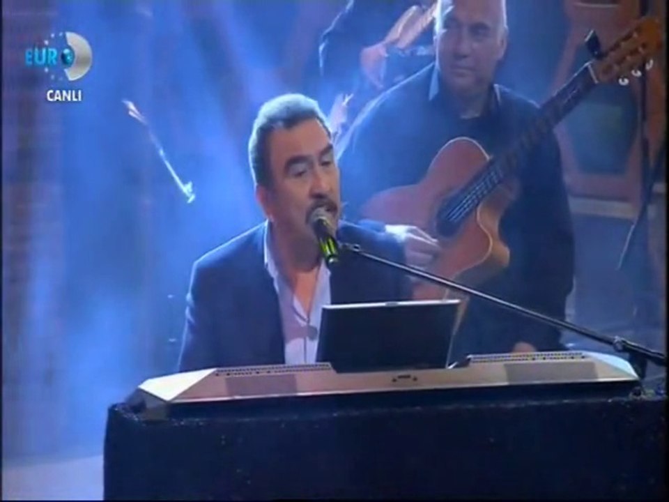 ÜMIT BESEN BEYAZ SHOW VAHIT TOROS ; YASAR GÜRLERTÜRK ARKADASIM