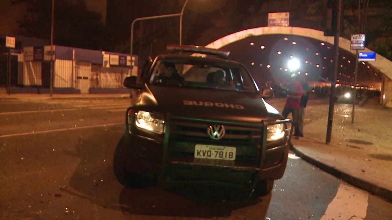 Violentas protestas en Copacabana
