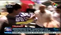 Filipinos protestan en las inmediaciones de la embajada de China