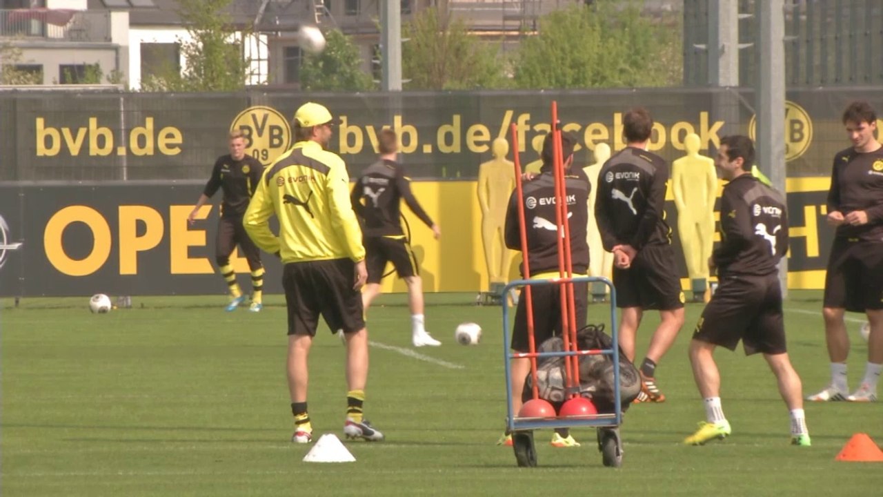 Sixpack! Kloppo lässt die Muckis spielen