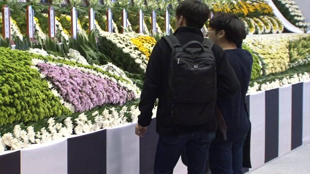 Corée du Sud: cérémonie d'hommage aux victimes du ferry naufragé