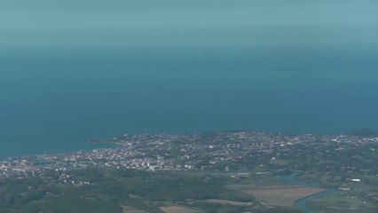 Le panorama en haut du sommet de la Rhune