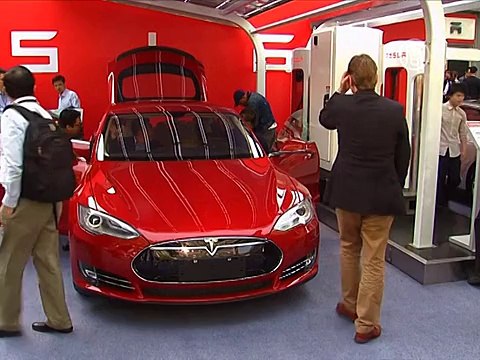 Электрокар Tesla выходит на китайский авторынок