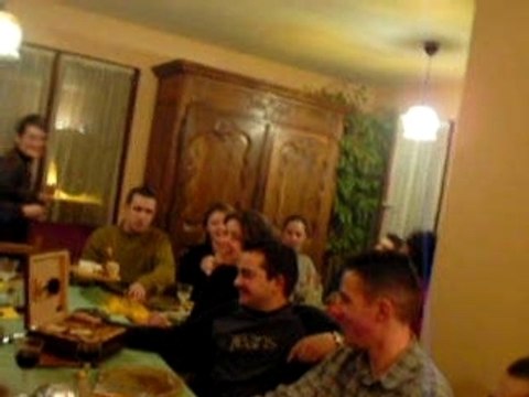 un petit repas d'anniversaire