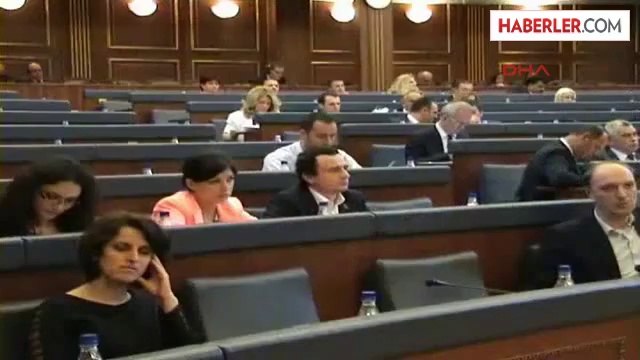 Kosova'da Savaş Suçları Mahkemesinin Kurulması Yasası Kabul Edildi