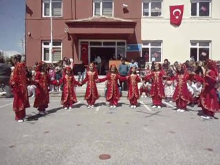 Kız Folklör Ekibimiz-2/B