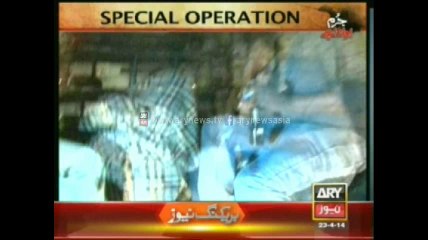 Car lifting become so easy in Karachi