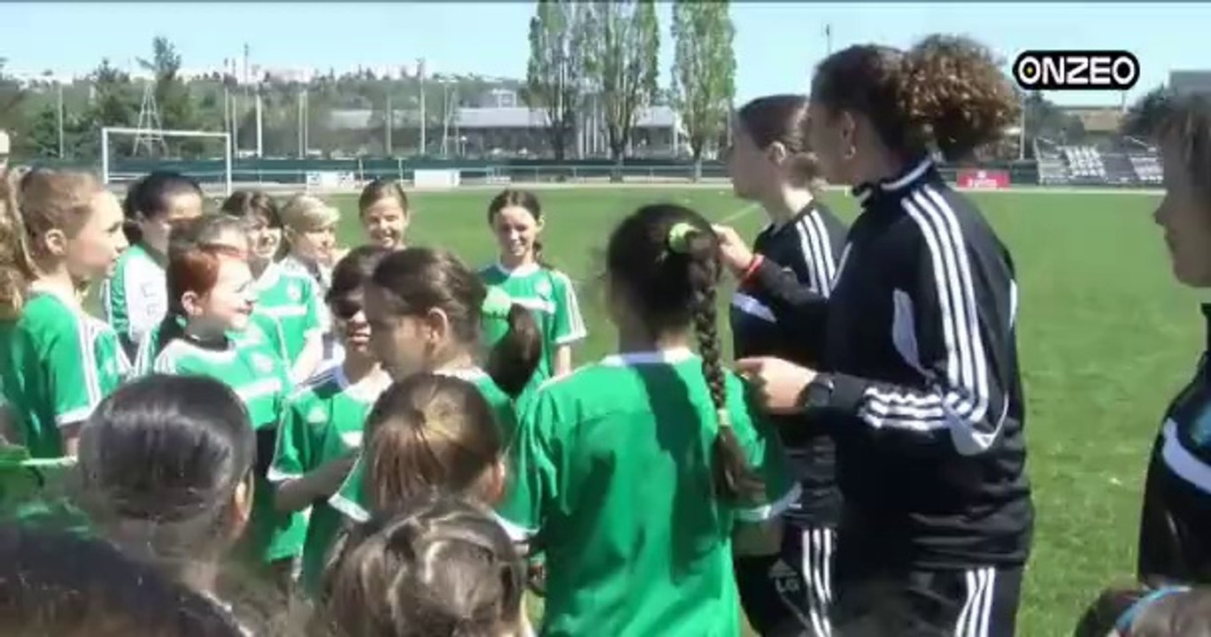 MAG: L'ÉCOLE DE FOOT : LES FÉMININES (1/2)
