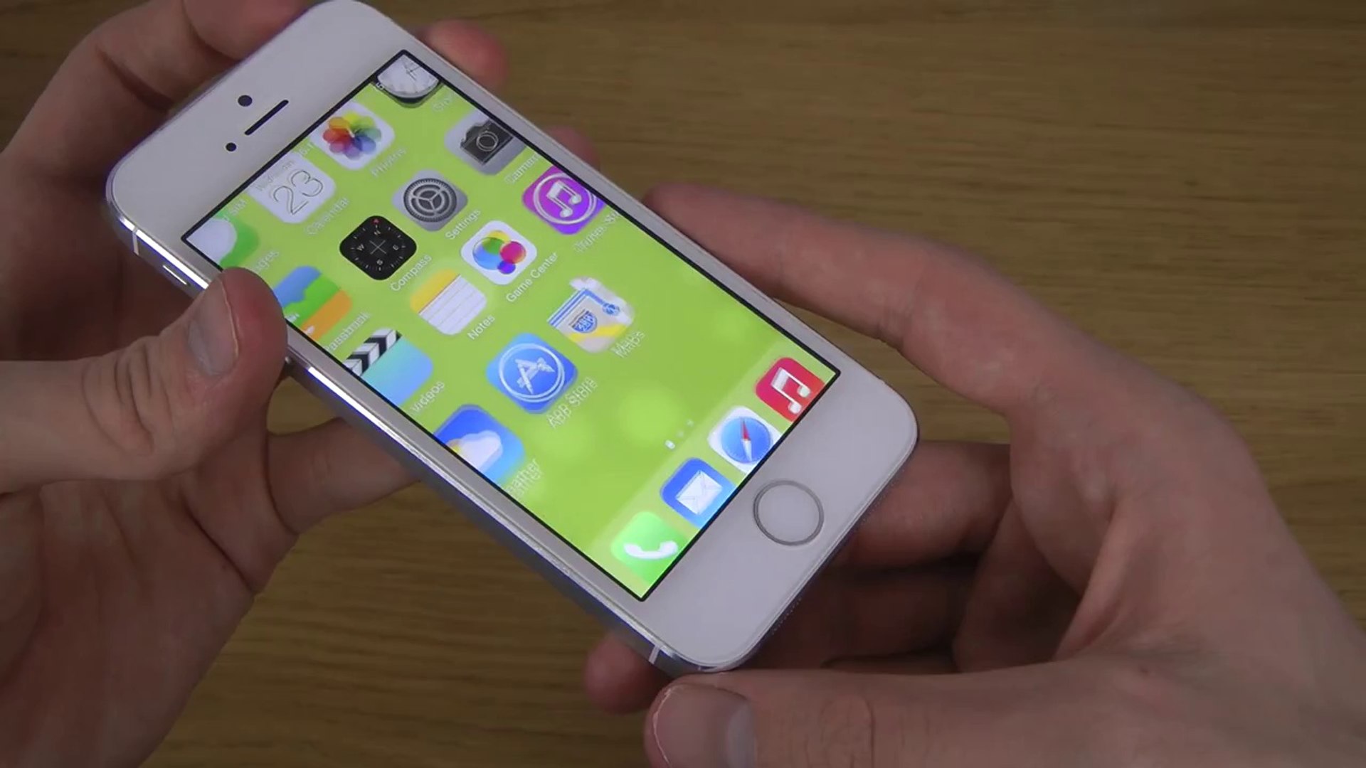 ⁣NEW iPhone 5S iOS 7.1.1 Touch ID - Speed Test