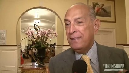 Oscar De La Renta - Resort 2011 Videofashion Daily