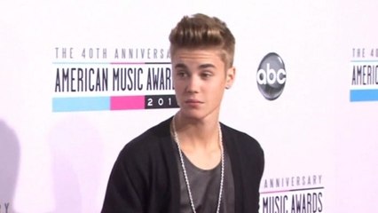 Bieber, Brown court cases delayed; Foster married