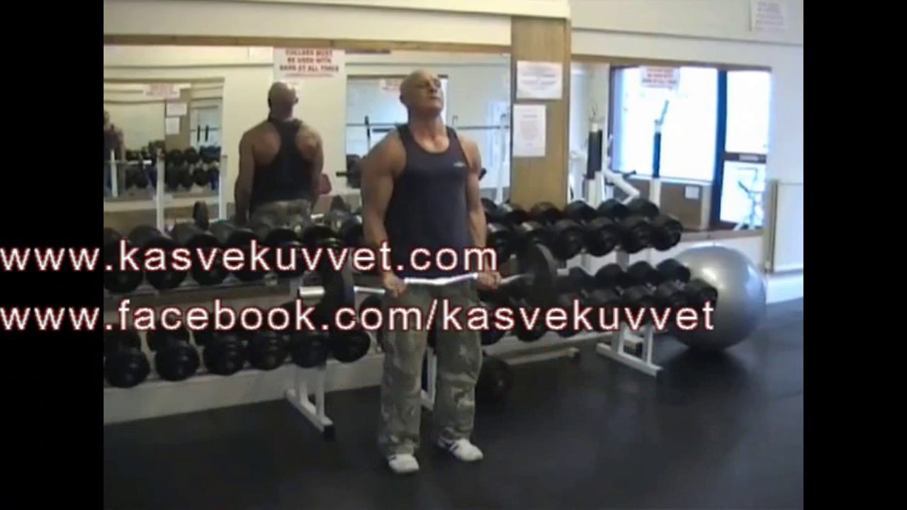 EZ Bar Curl