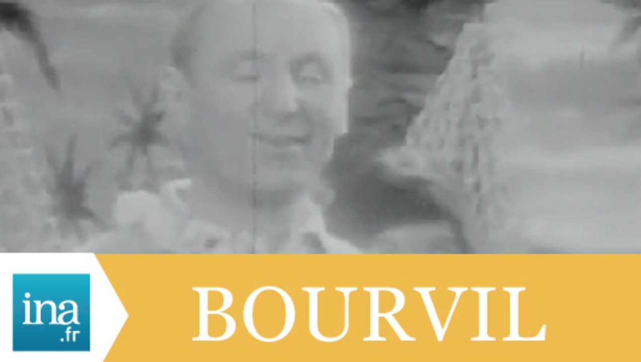 Bourvil  "Salade de fruits" (live officiel) - Archive INA