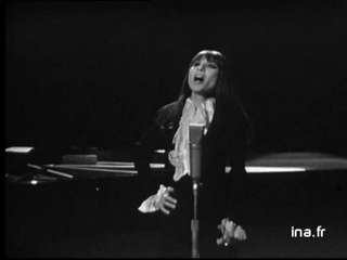 Esther Ofarim "Comme l'argile Je t'appartiens"