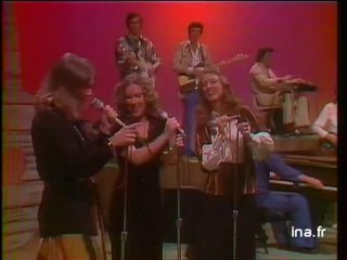 Holladay Sisters "Be bop a lula"