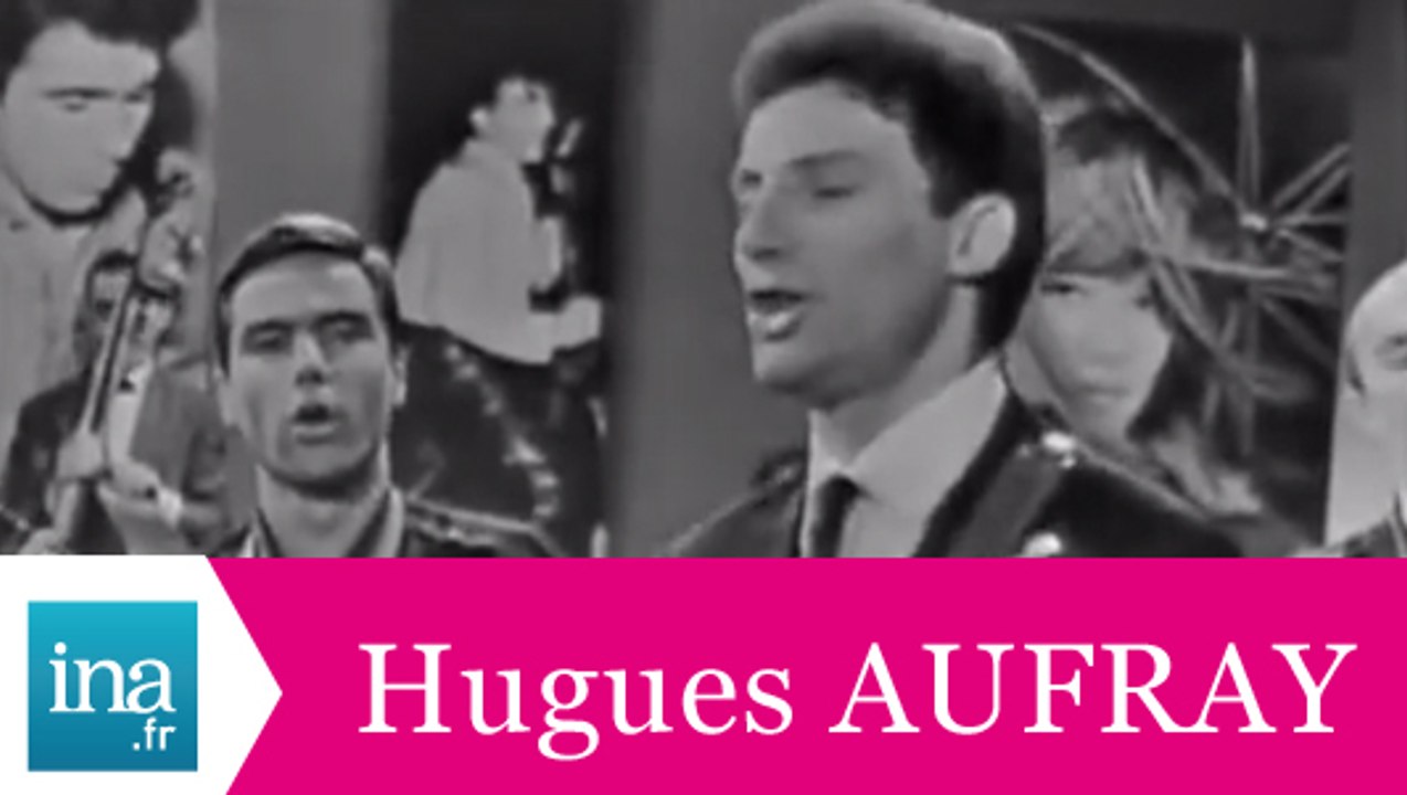 Hugues Aufray "Santiano" (live officiel) - Archive INA