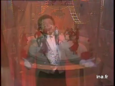 Jacques Martin Dans la vie faut pas s'en faire (live officiel) - Archive INA