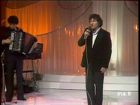 Mouloudji Comme les feuilles en automne