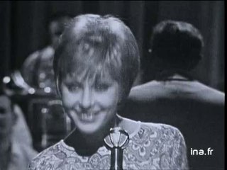 Noëlle Cordier "Deux petits chaussons"