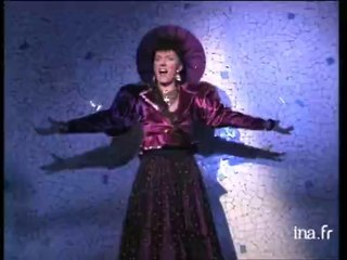 Parodie de Julie Pietri "Nouvelle vie"