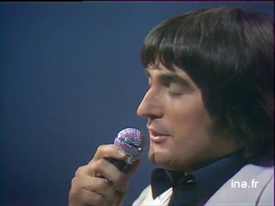 Serge Lama "A quinze ans" (live officiel) - Archive IN