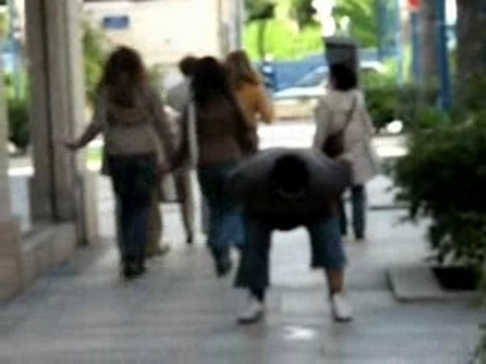 VOMITO camera cachée