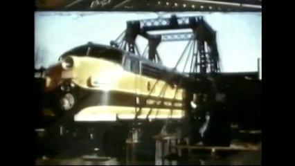 Classic Railroad Films Ep15 - On The Track