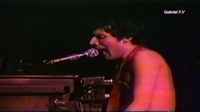 Queen Don´t Stop Me Now Live Hammersmith Odeon '79 FINAL REMASTER SOUND 2014
