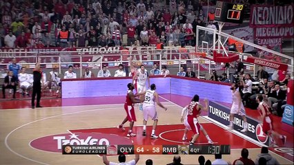 Playoffs Magic Moment: Sealing win triple by Matt Lojeski, Olympiacos Piraeus