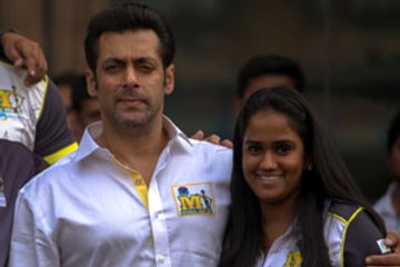 Sister Arpita's wedding to delay Salman's next?