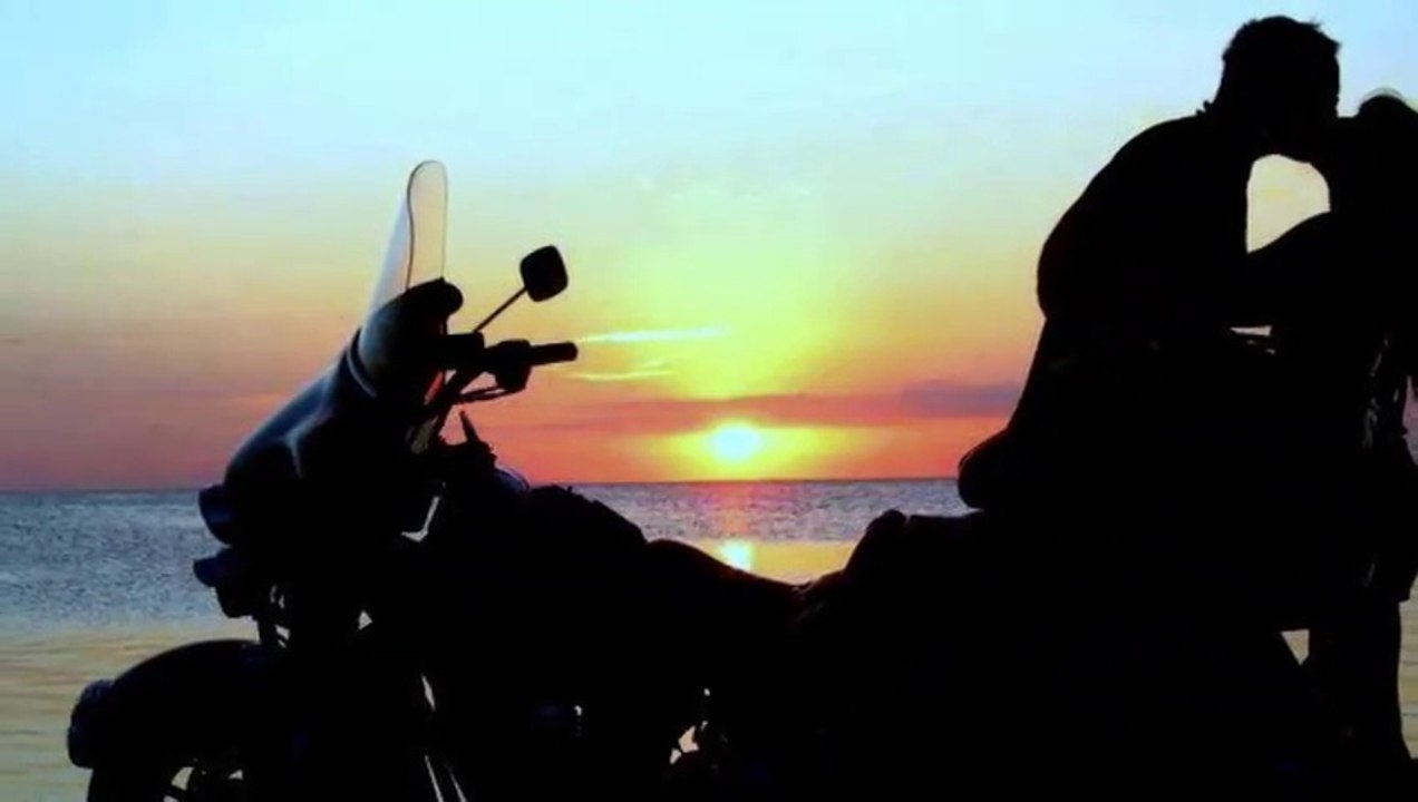 JULİO İGLESİAS... UN JOUR TU RİS UN JOUR  TU  PLEURES
