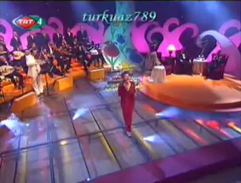 Nalân ALTINÖRS-Büyüleyen Gözlerinle Yeşil Yeşil Bakıyorsun (1)