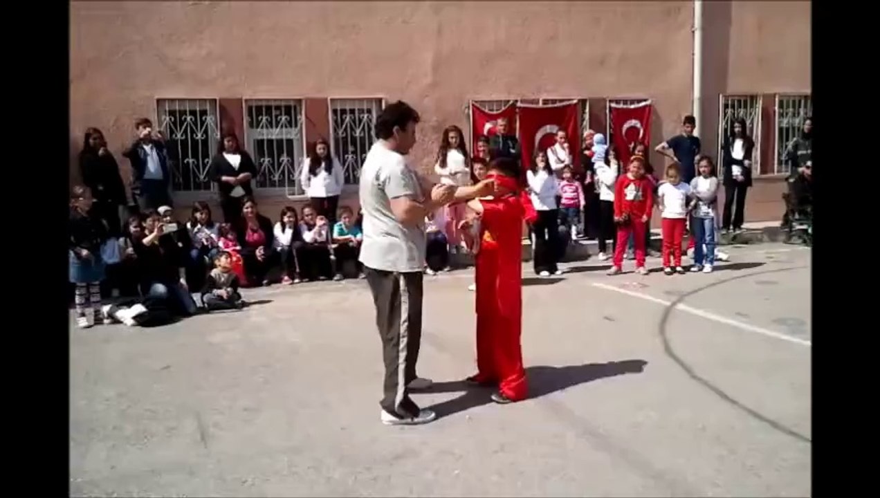 Siehang Oğuzhan Kerenciler-Wing Chun Chi Sao tanıtımı