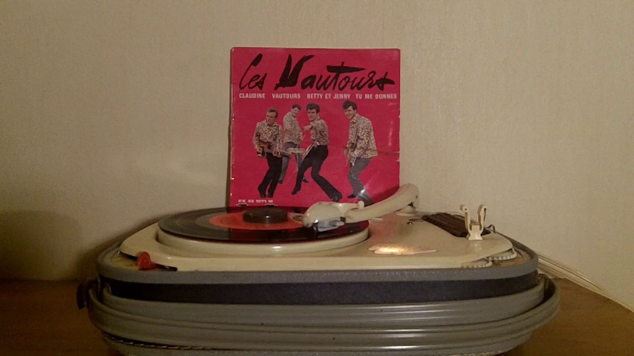 LES VAUTOURS avec Vic Laurens: Tu me donnes - Claudine (FaceB)