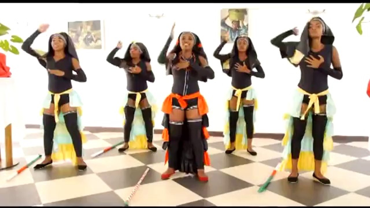 SISCA  -  Générique  (salegy gasy - malagasy 2014)