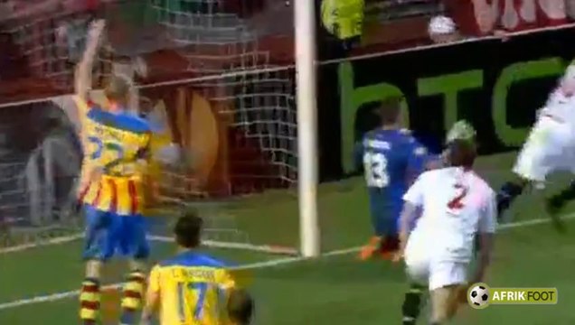 Talonnade somptueuse de Stéphane Mbia - FC Séville vs Valence (1-0) | Ligue Europa