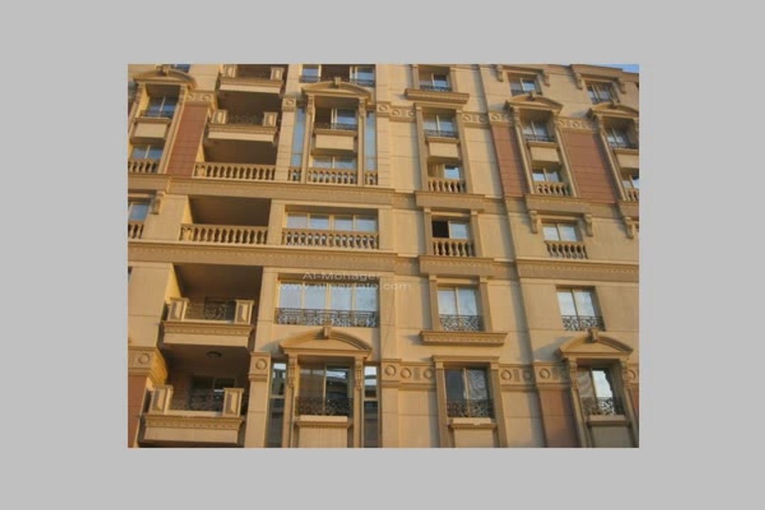 شقة للإيجار بموقع متميز بمصر الجديدة
