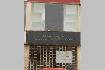 محل تجاري للإيجار بعمارات العبور