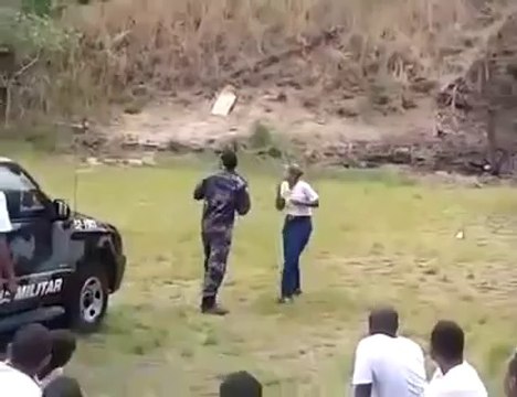 Worst cop ever : she is trying to launch a grenade : FAIL...