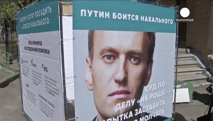 Navalni seguirá en arresto domiciliario