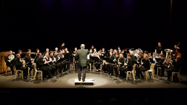 Alfred REED : Armenian dances