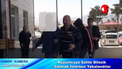 Kuyumcuya Sahte Bilezik Satmak İsterken Yakalandılar