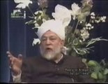 Mirza Sb. K Dawa Pe AitraazCD.14.Q.02.Mirza Sb K Mukhtalif Dawoun Pe Tabsrah-Talib E Dua M.A.Shaheen