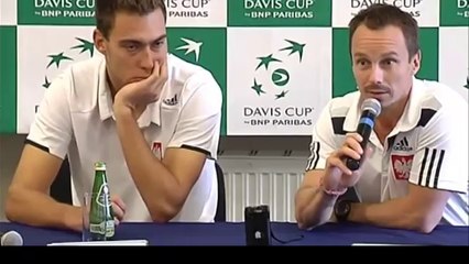 Janowicz - konferencja prasowa po Davis Cup szopy