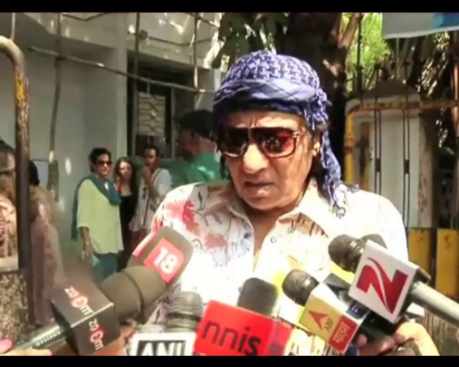 Actor Ranjeet casts his vote