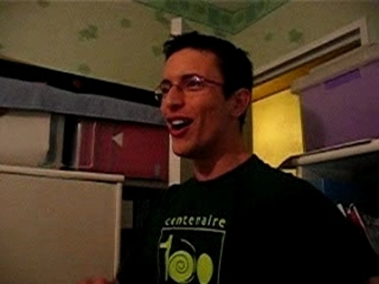Rot Enorme Video Dailymotion