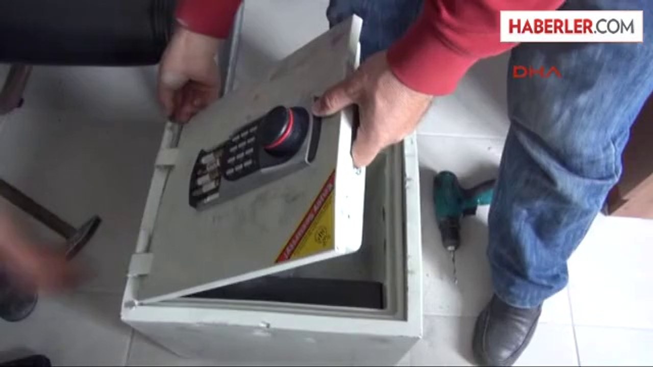 Çelik Kasa ve Bilgisayar Hırsızları Yakalandı