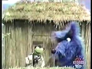 Sesame Street Newsflash: 3 Little Pigs